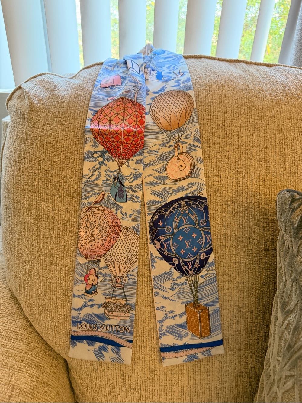 Louis Vuitton Light Blue Multicolor Hot Air Balloon Silk Twilly